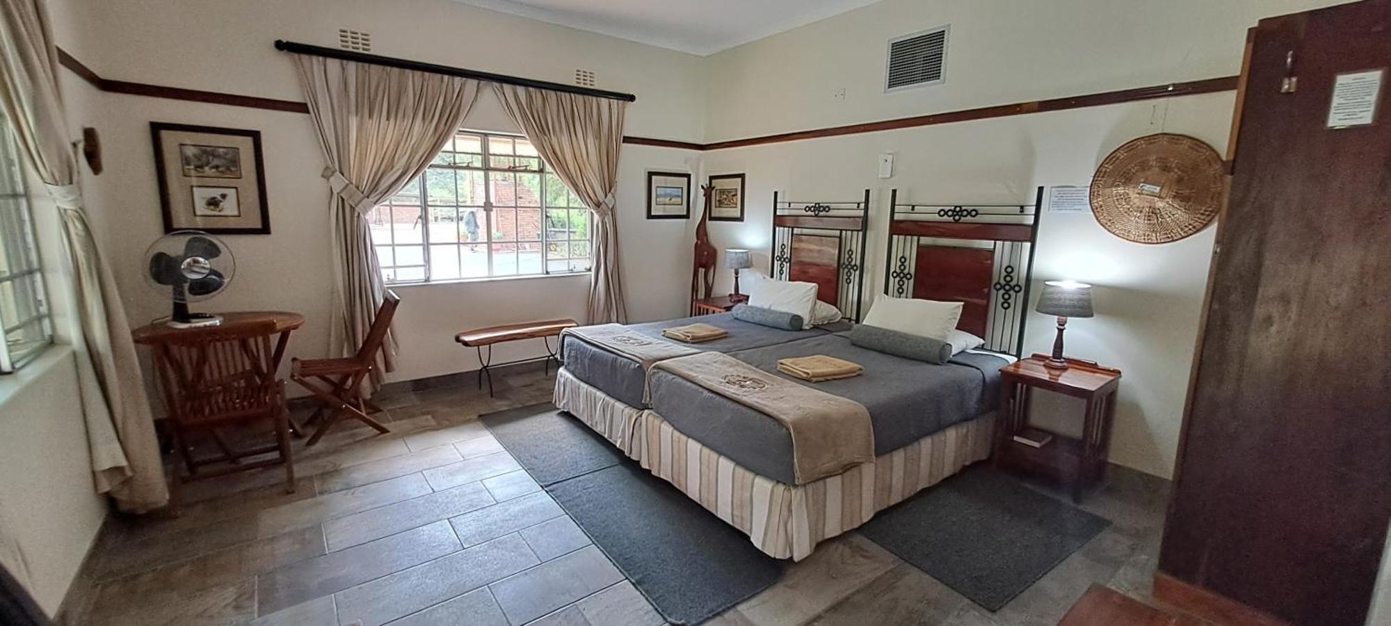 Woodlands Stop Over And Lodge Francistown Exterior photo